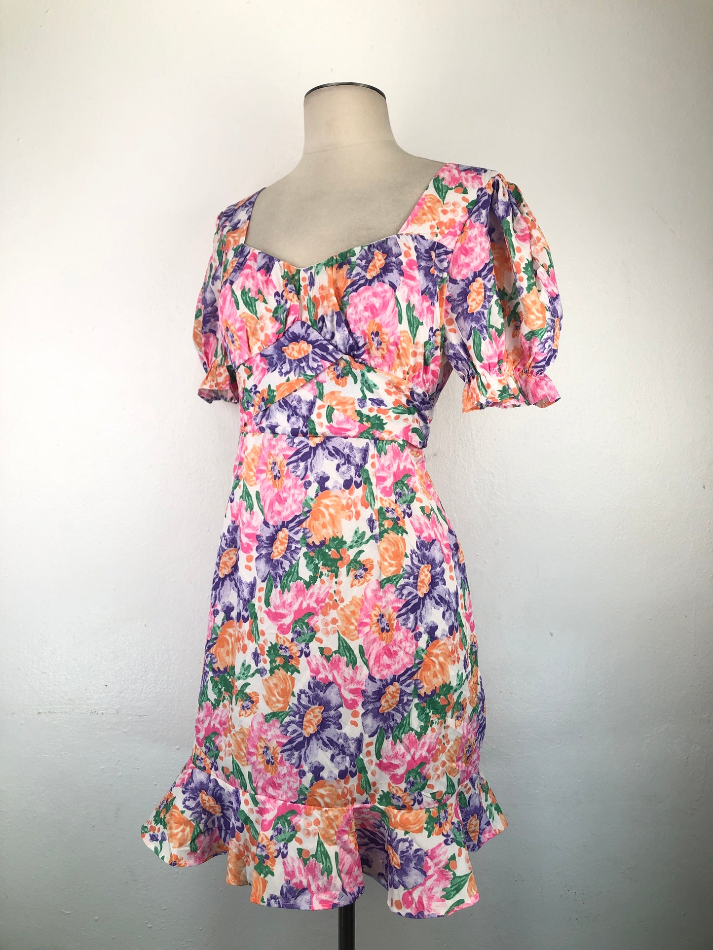 Vestido Crema Floral Woman