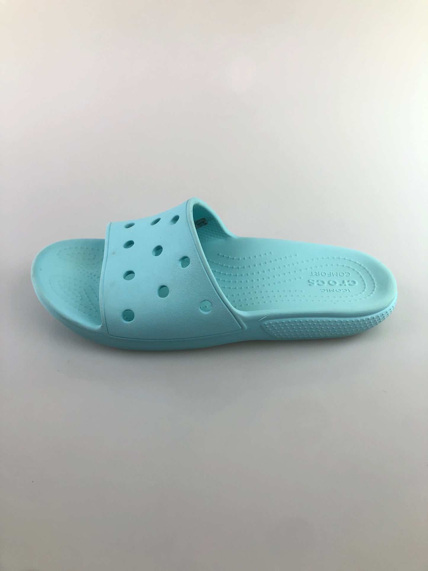 Sandalia turquesa Crocs