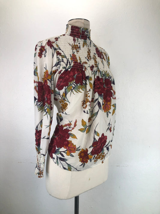 Blusa Crema Floral Cure