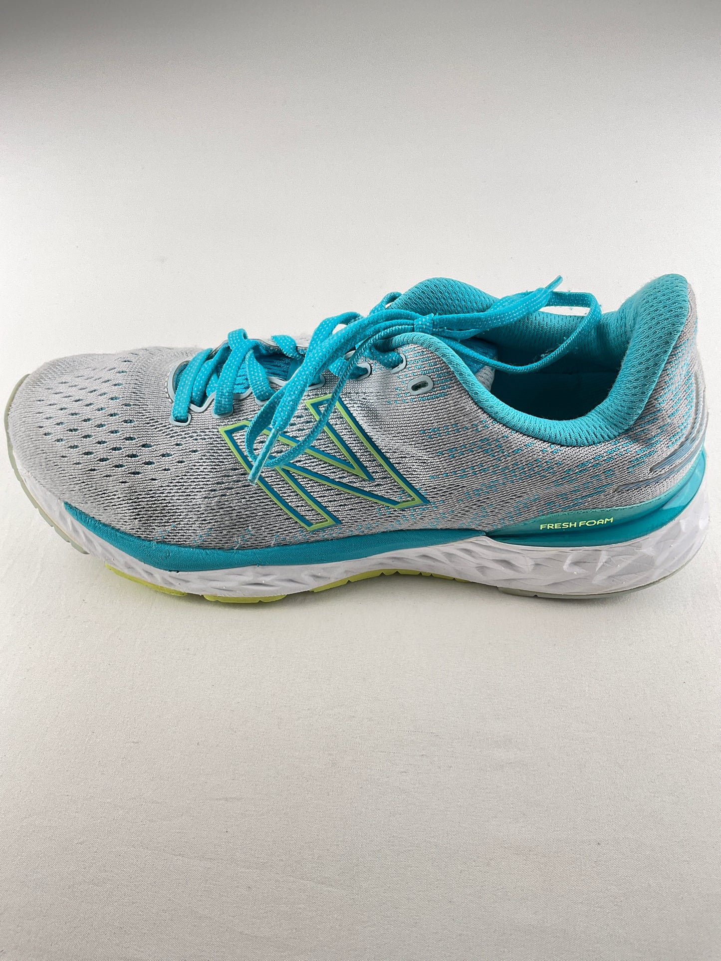 Tenis Gris Deportivo New Balance