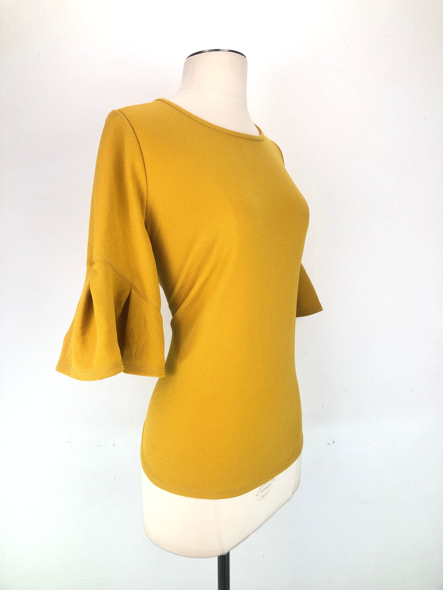 Blusa Mostaza Green Envelope