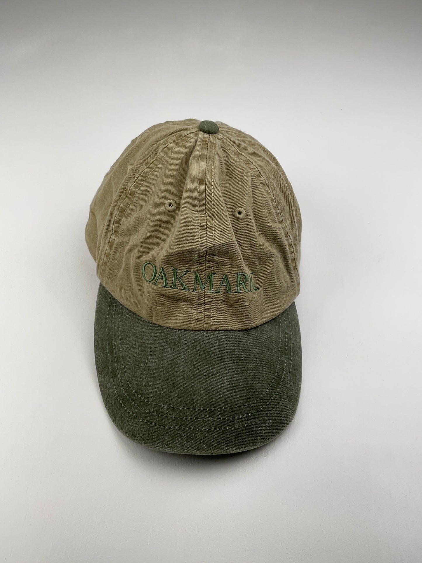 Gorra Crema Adams