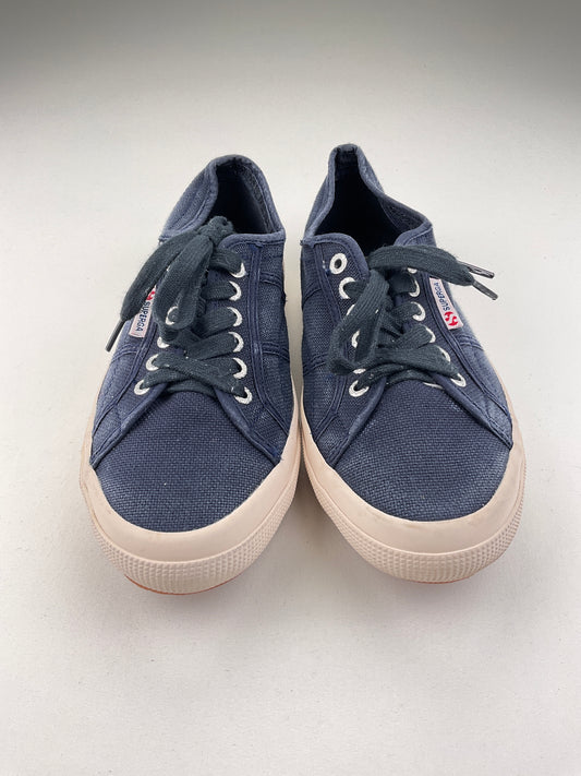 Tenis Azul marino Superga
