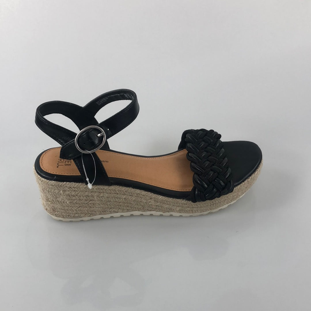 Zapatilla Negro Time and Tru