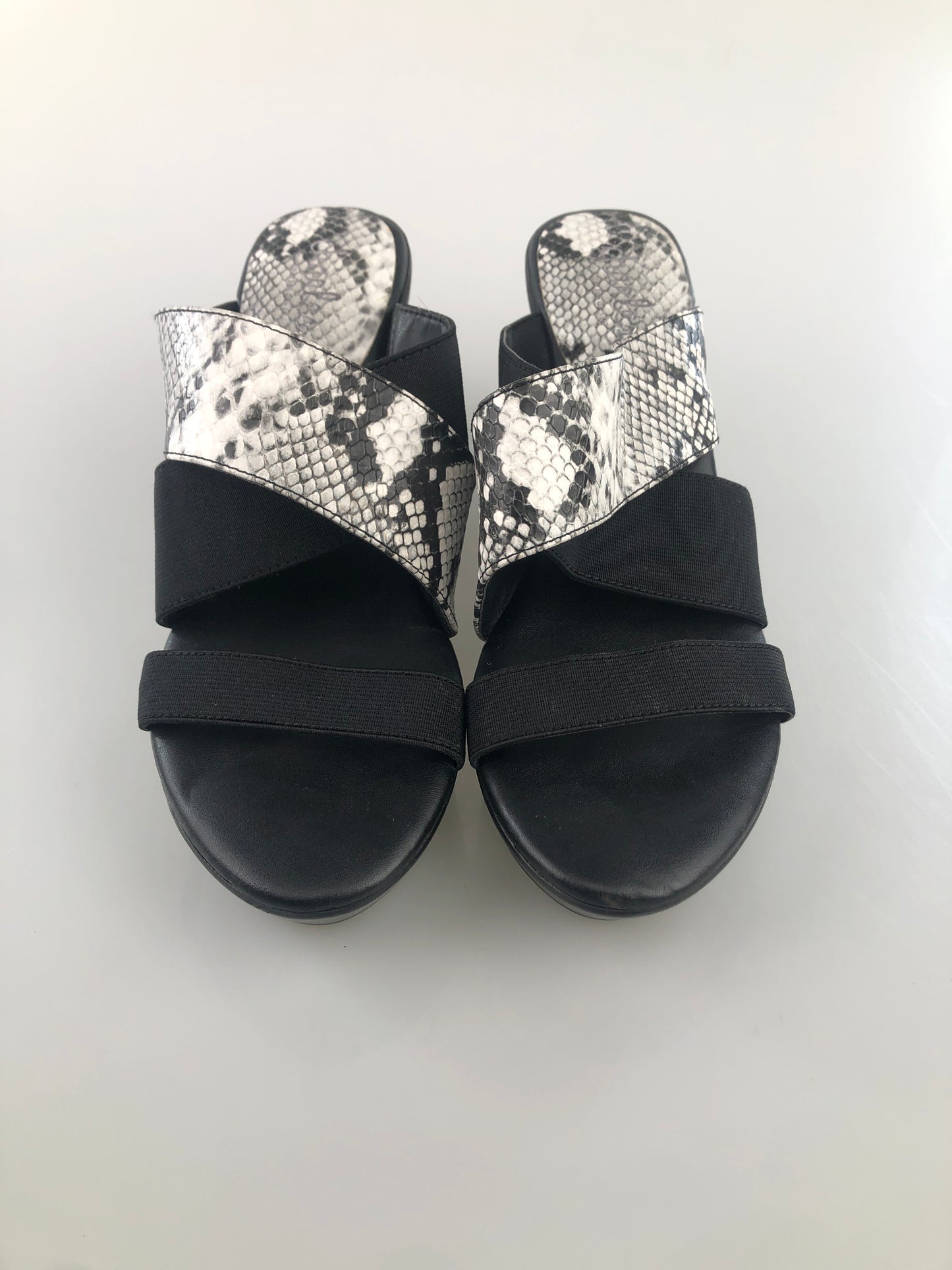 Zapatilla Negro de Plataforma Charles