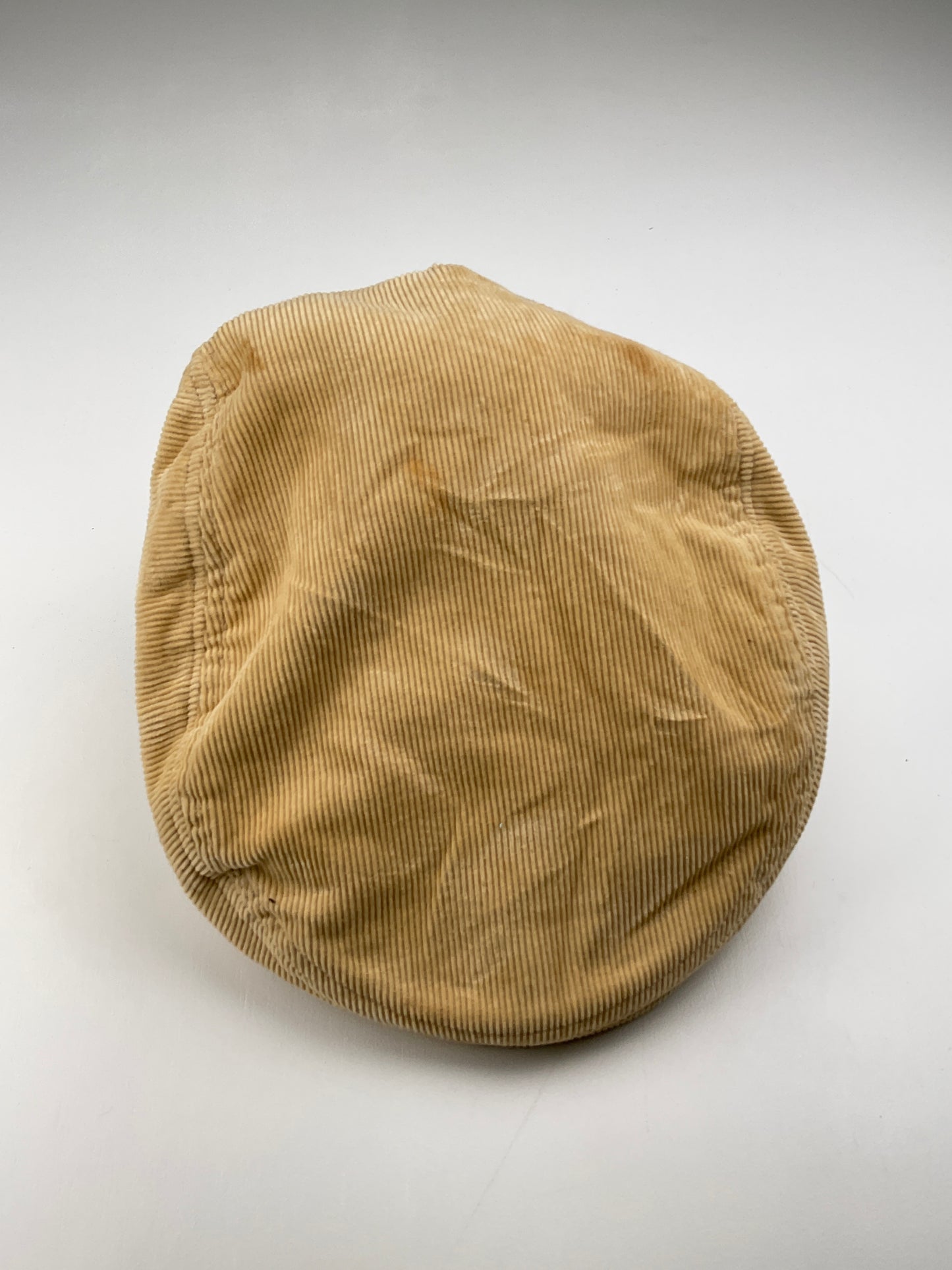 Boina Crema Aeropostale