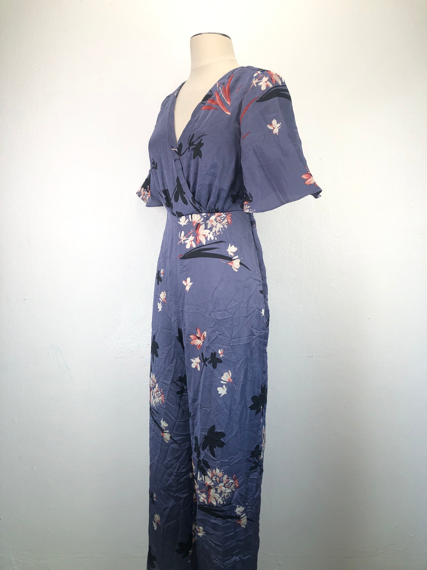 Enterizo Morado De Flores Avec Les Filles