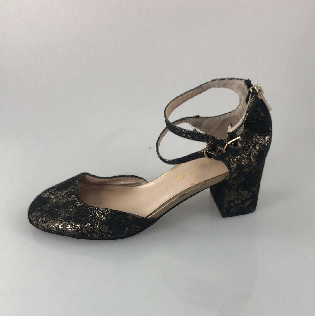 Zapatilla Negro Unisa