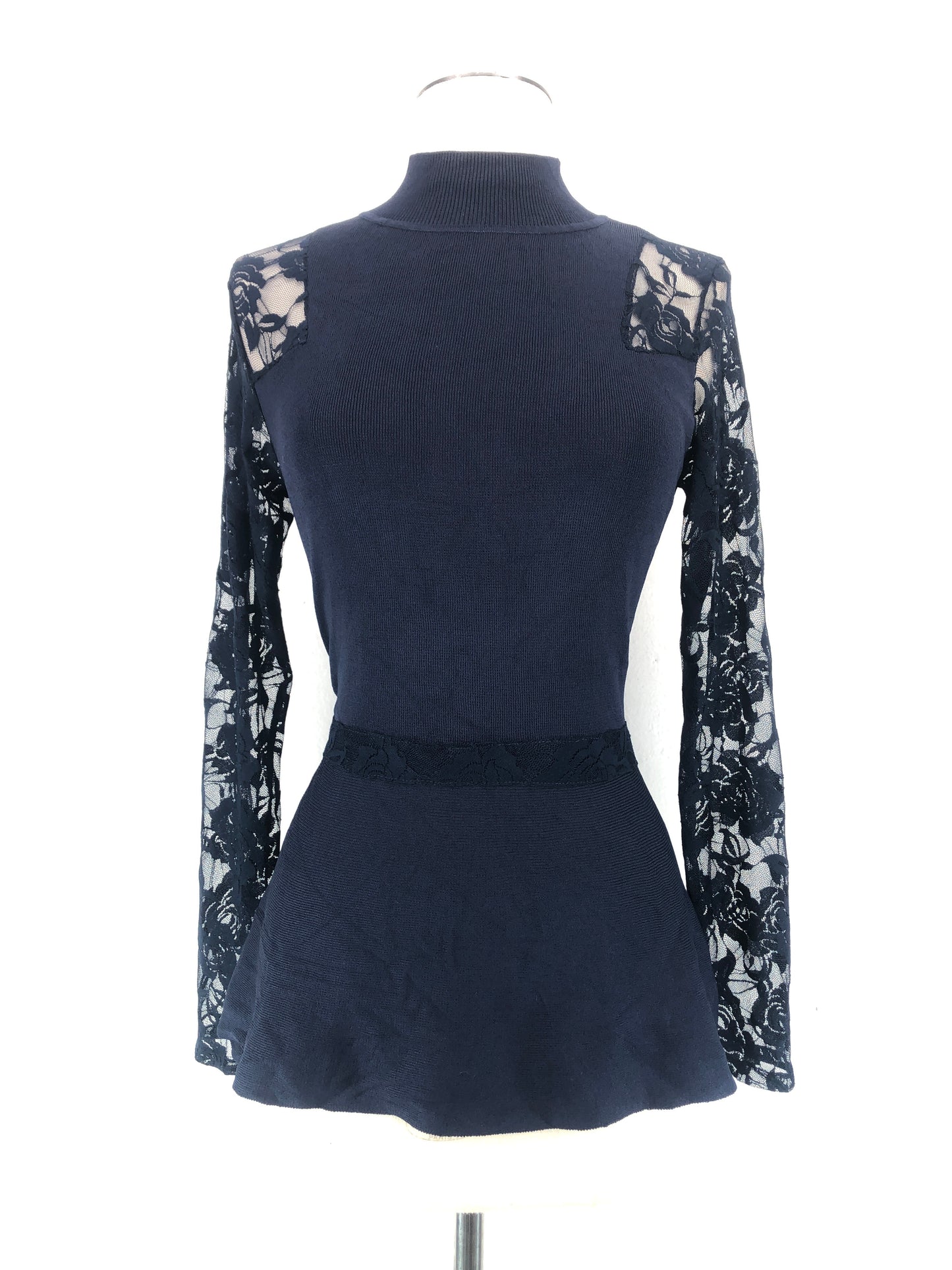 Blusa Azul Oscuro International Concepts