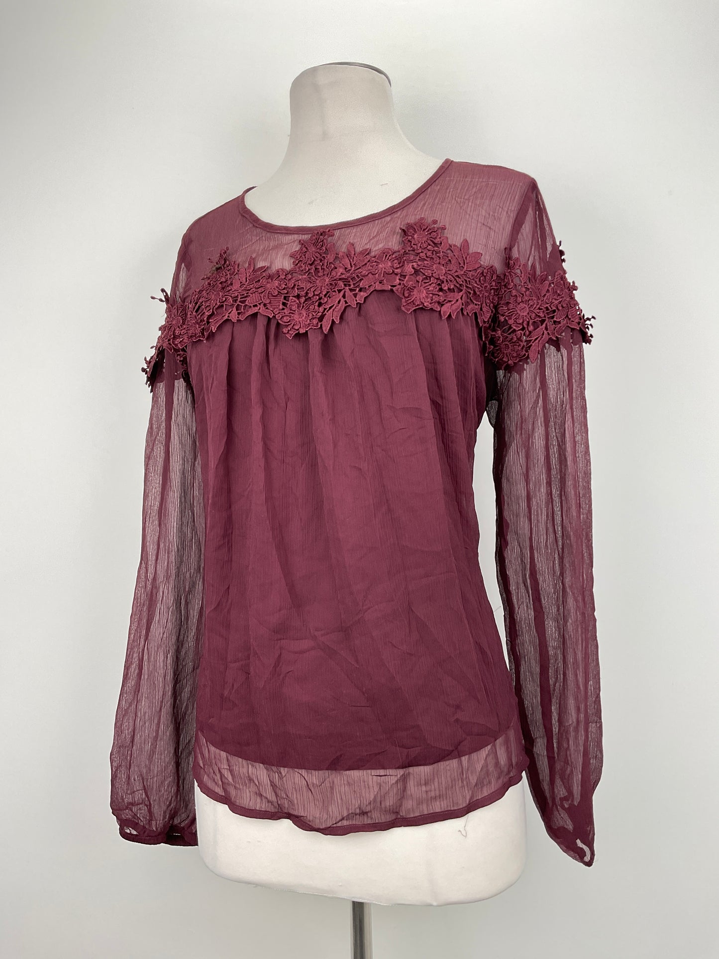 Blusa Rojo vino Floral Lauren Conrad