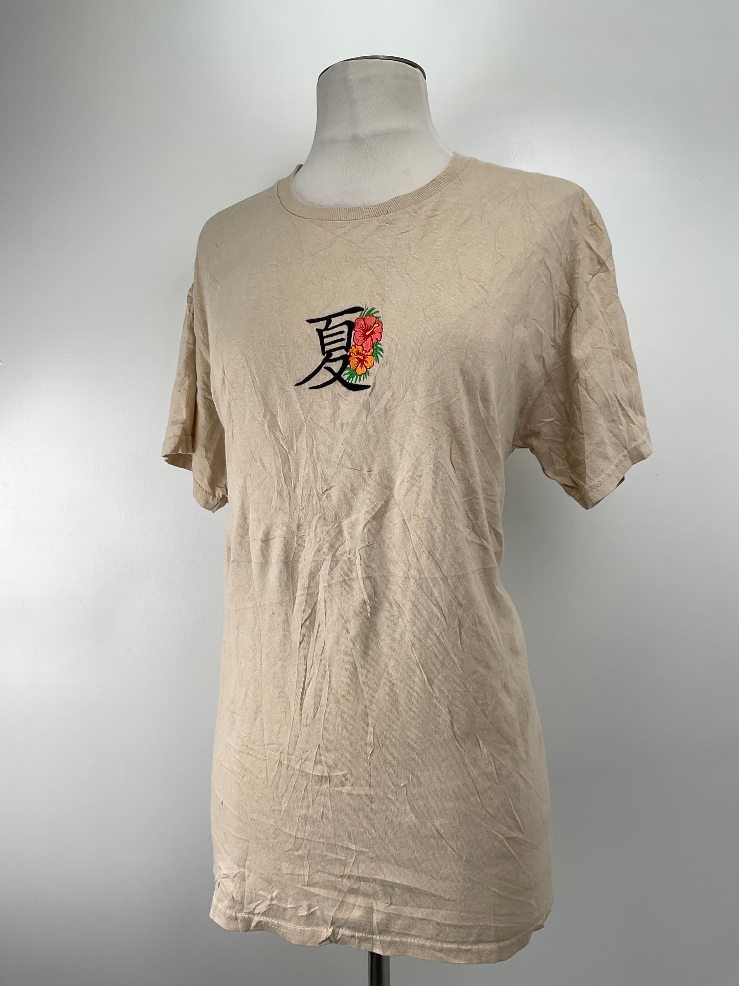 Camiseta Crema Riot Society