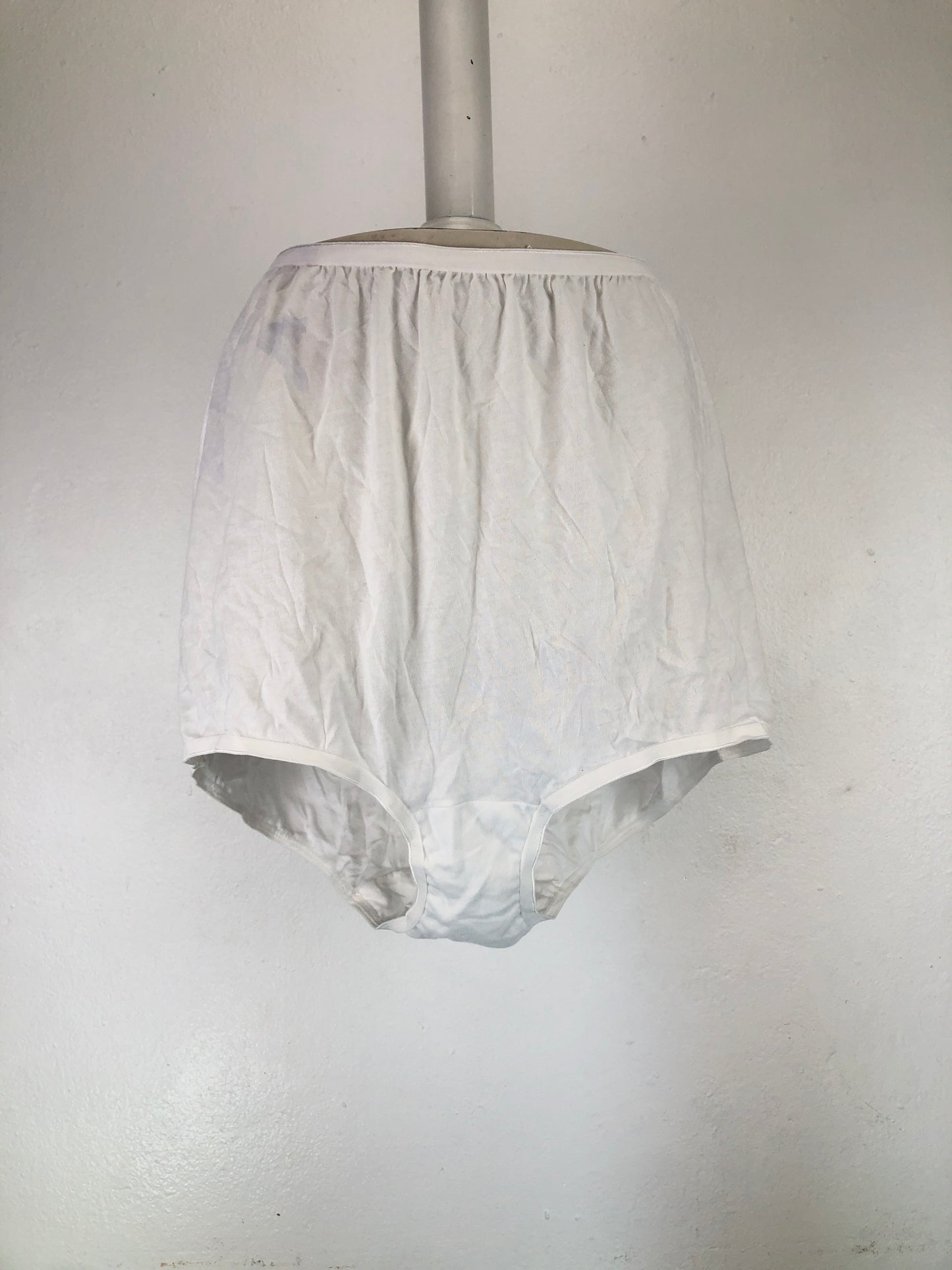 Panti Blanco Cotillion