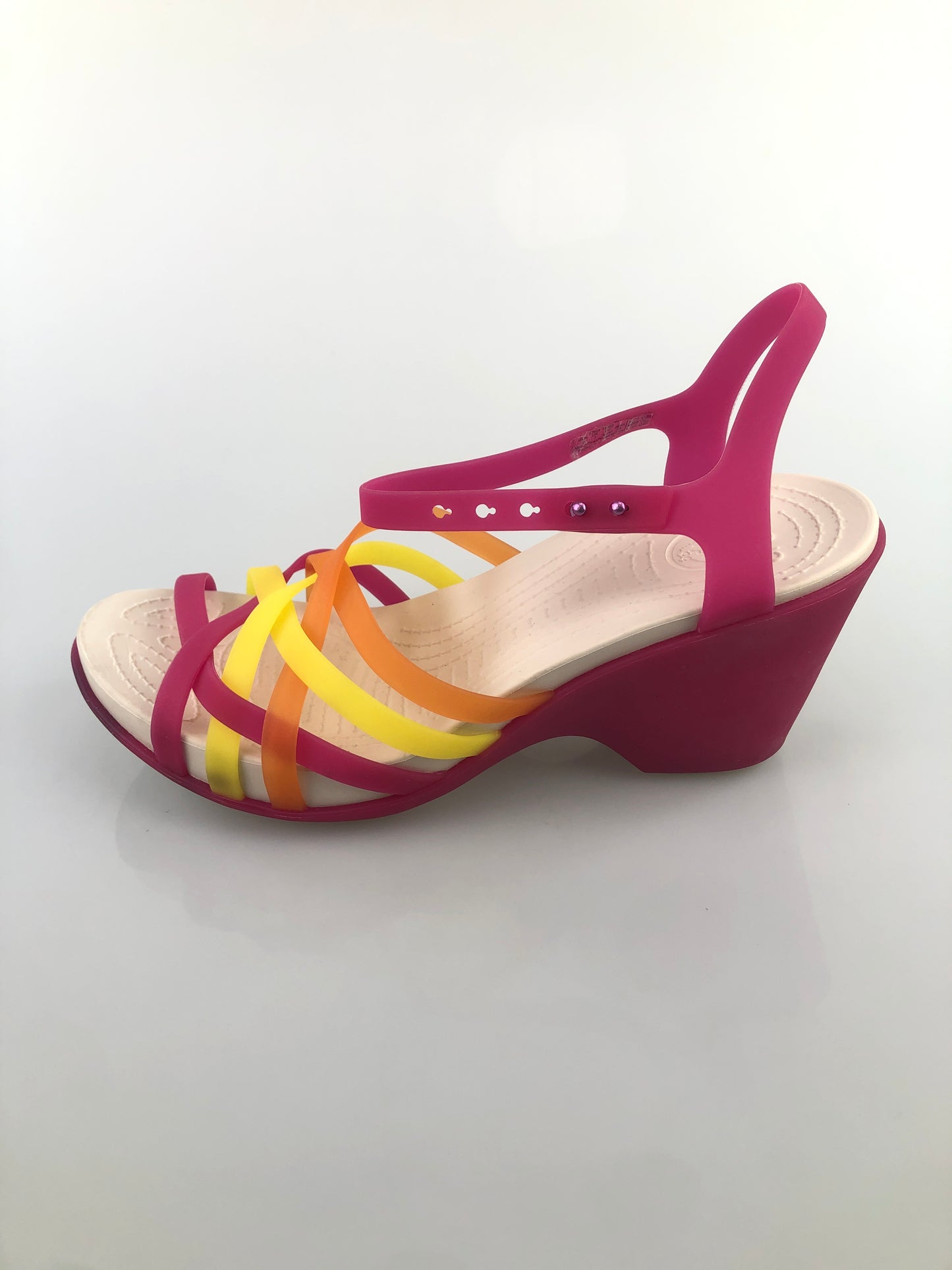 Zapatilla Alta Multicolor de Goma Crocs