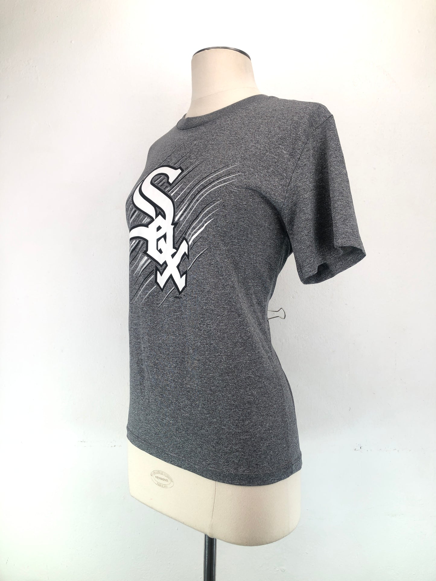 Camiseta Gris Stitcches