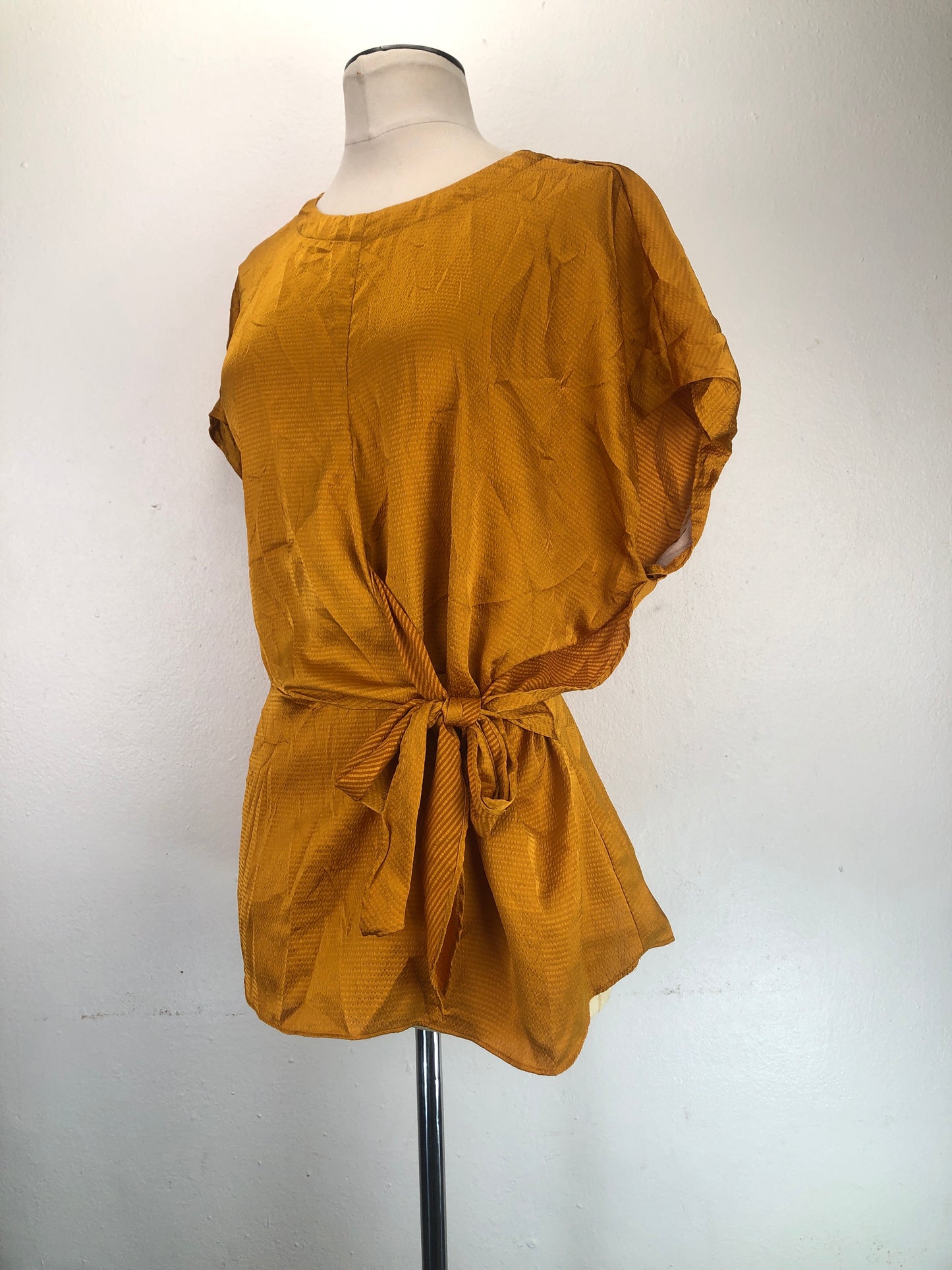 Blusa Mostaza Michael Kors