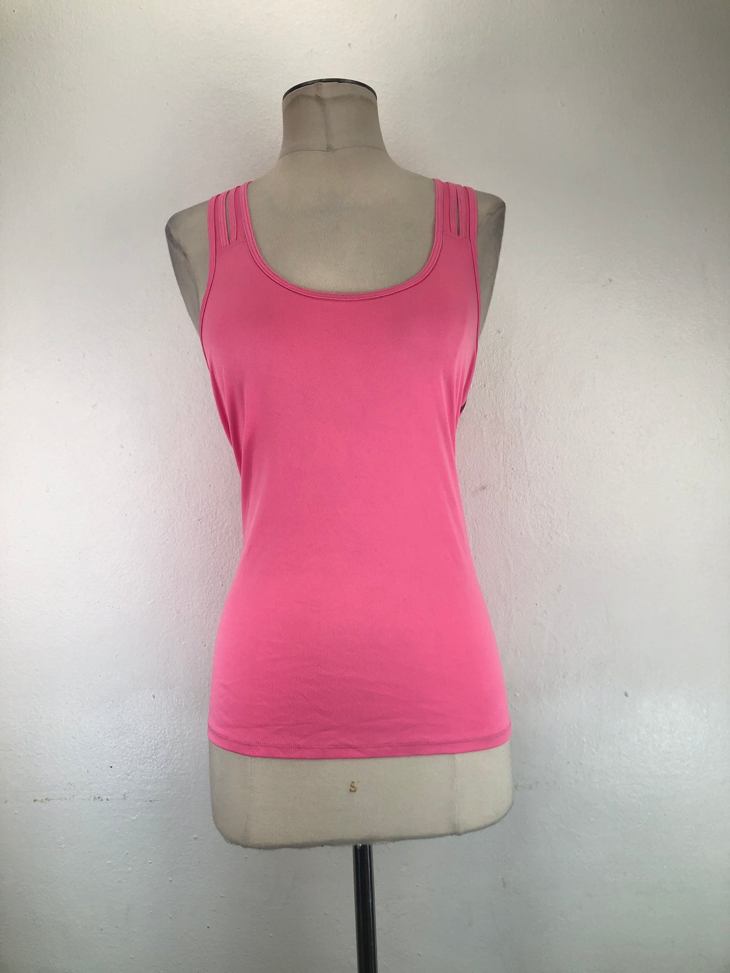 Blusa Rosado Deportivo Avia
