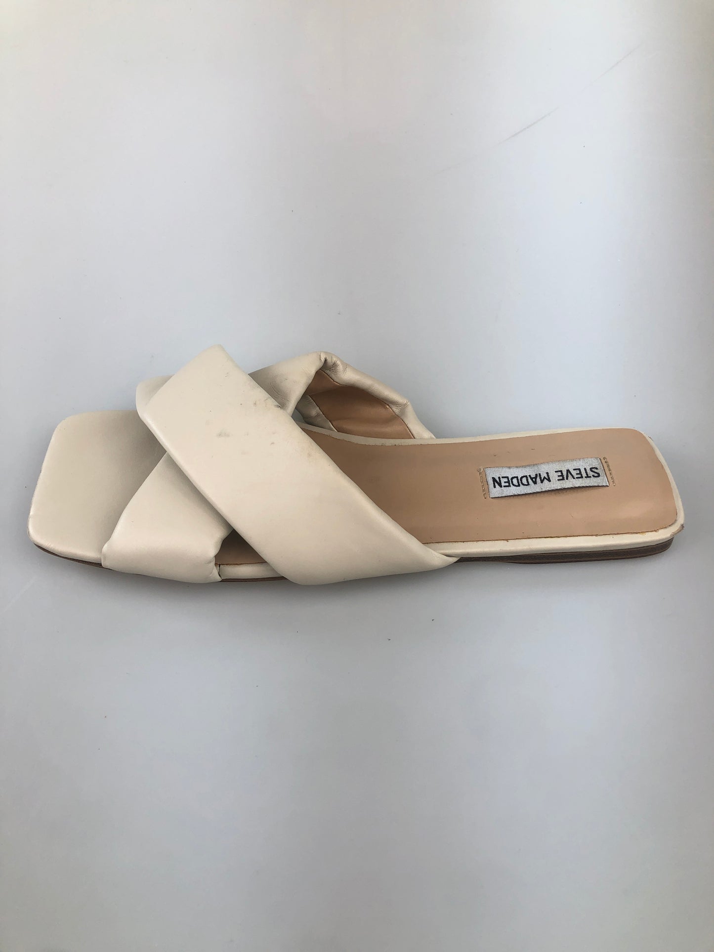 Sandalia Crema Steve Madden