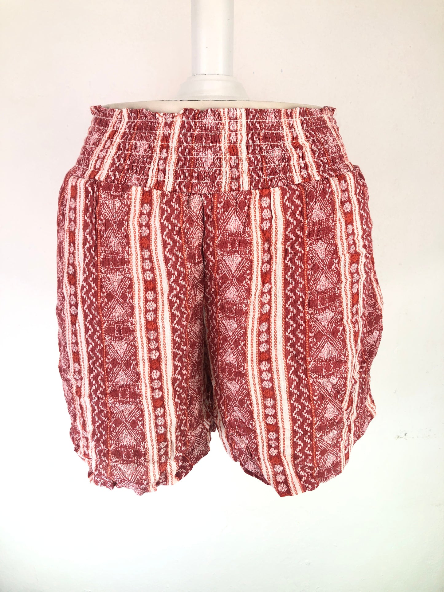 Short Multicolor Knox Rose