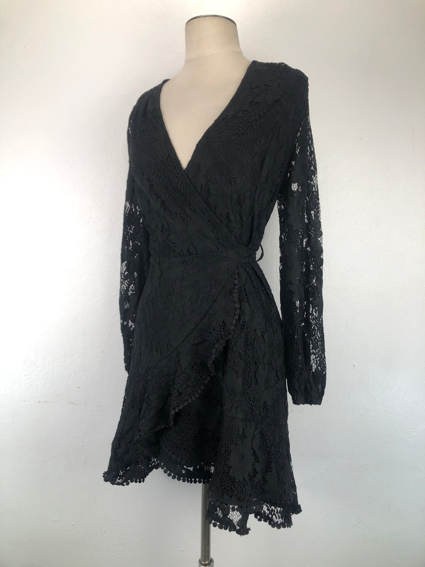 Vestido Negro de Floral Variangis