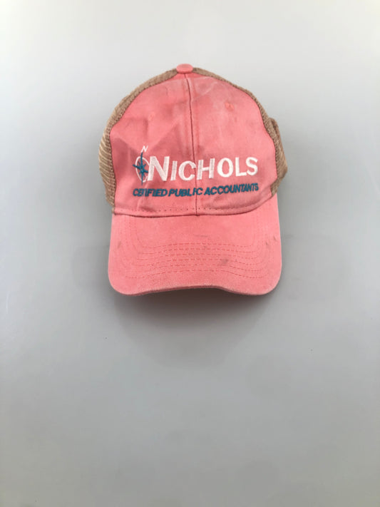Gorra Rosado Cnichols