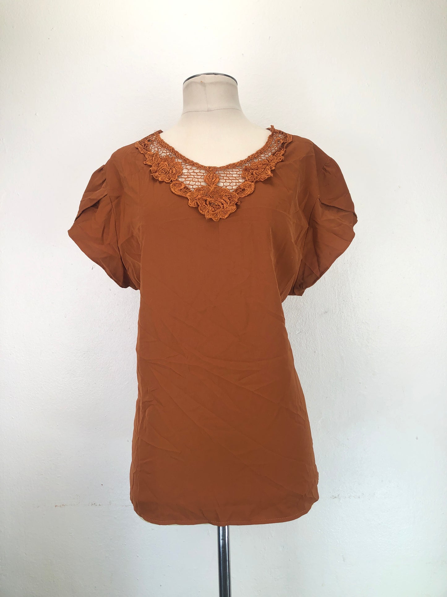 Blusa Marron Variangis
