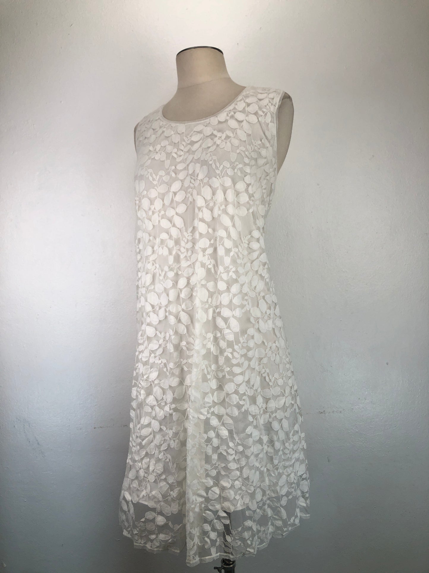 Vestido Blanco Floral Max Studio