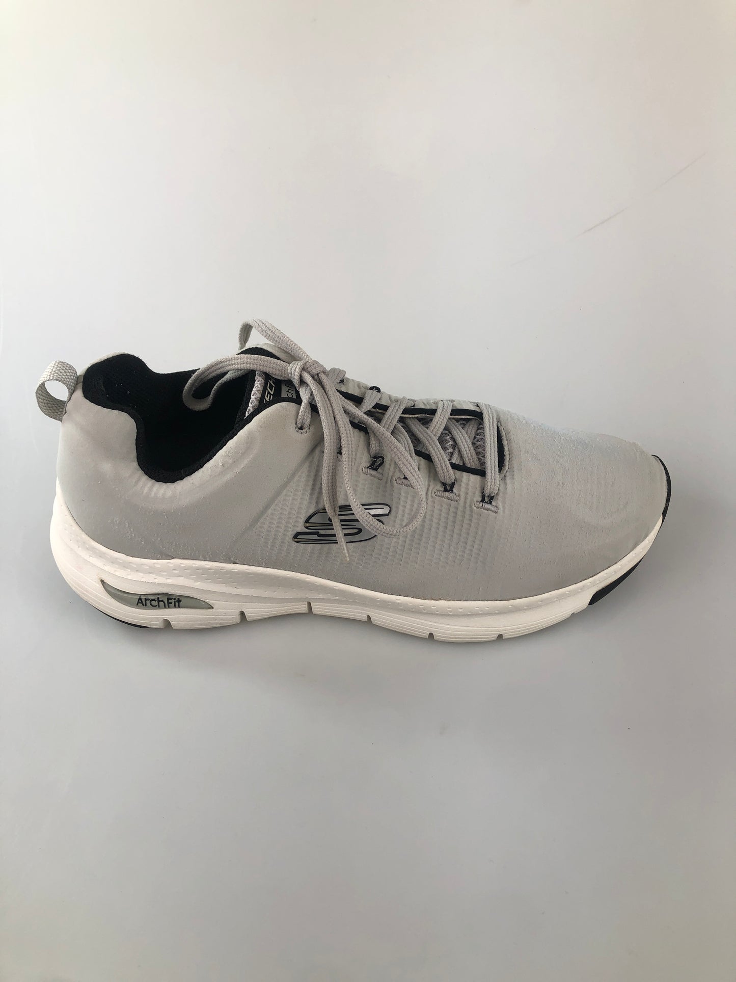 Tenis Gris Deportivo Skechers Arch Fit