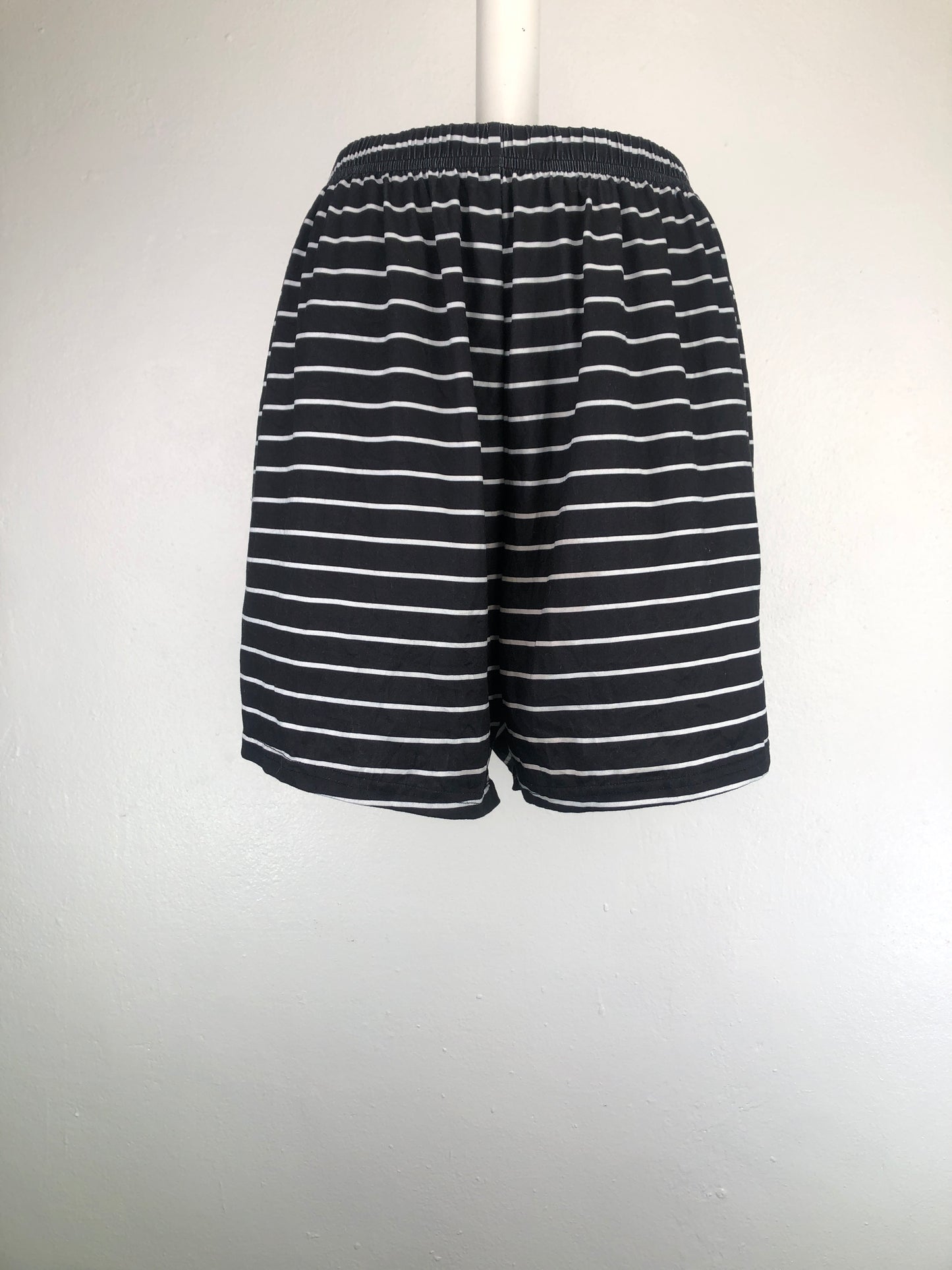 Short Negro de Rayas