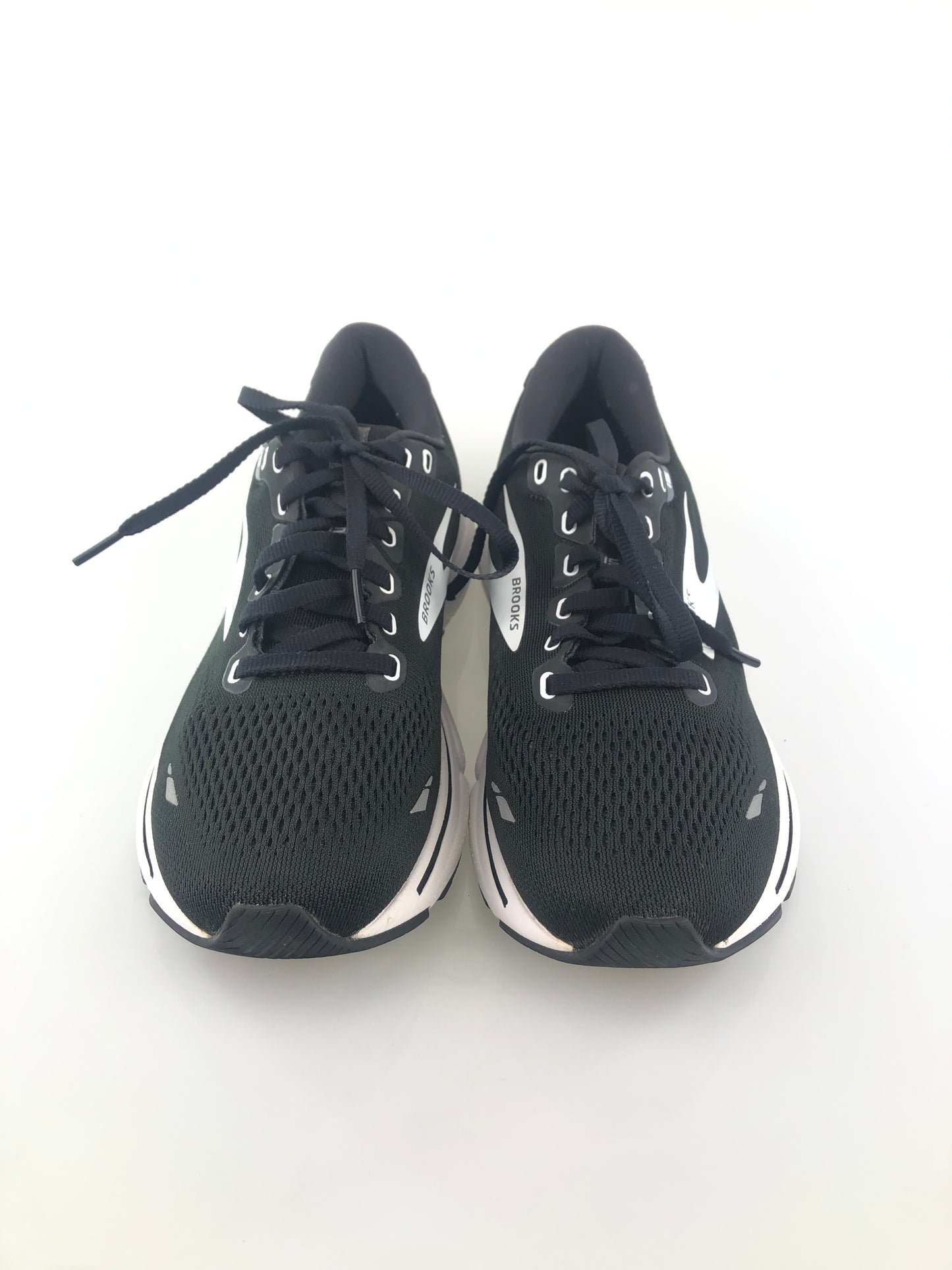 Tenis Negro deportivo Brooks