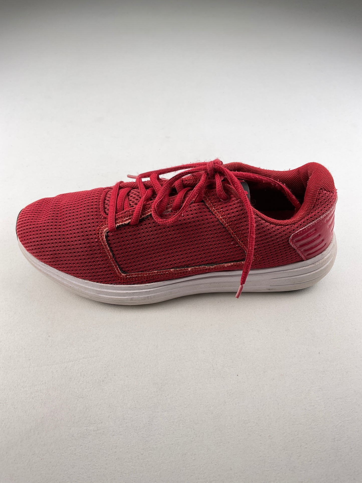 Tenis Rojo DEportivo Under Armour