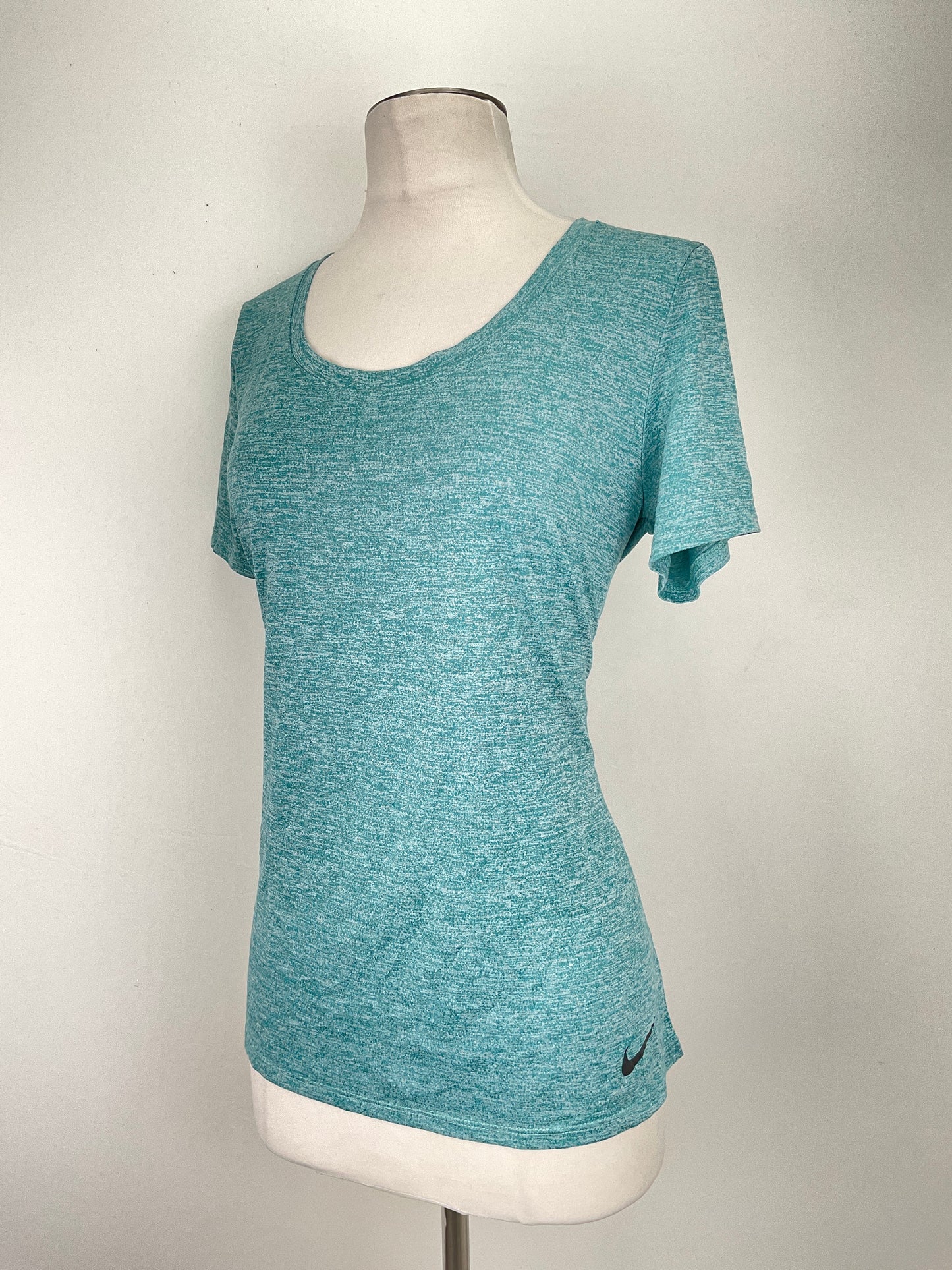 Camiseta Turquesa Deportivo Nike