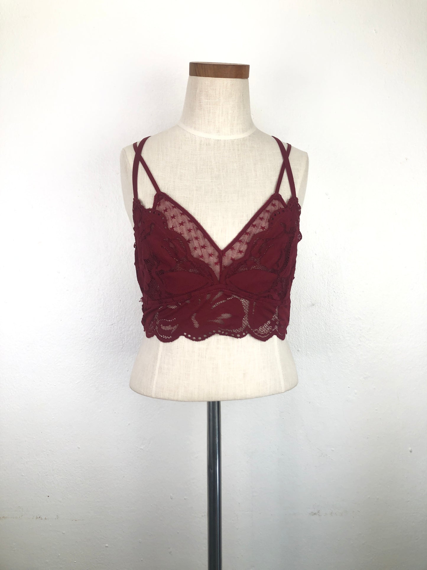 Blusita Rojo Floral vino Aerie