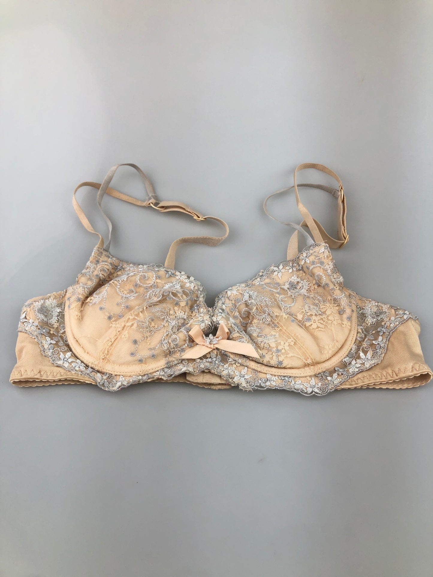 Brasier Crema Variangis