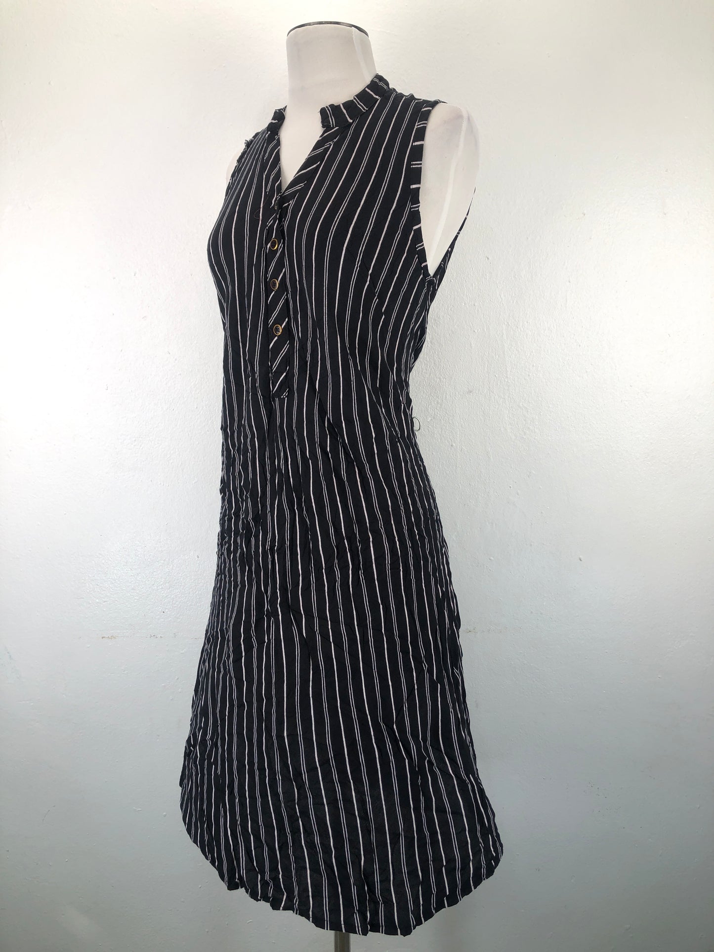 Vestido Negro de Rayas Seven Islands