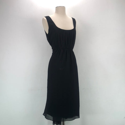 Vestido negro Simply Vara
