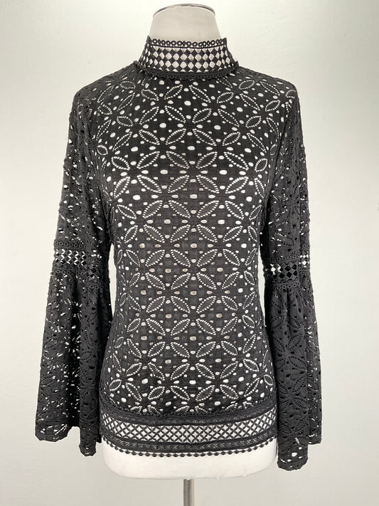 Blusa Negro Floral Cable Gauge