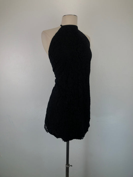 Vestido Negro de Flores Macbeth Collection