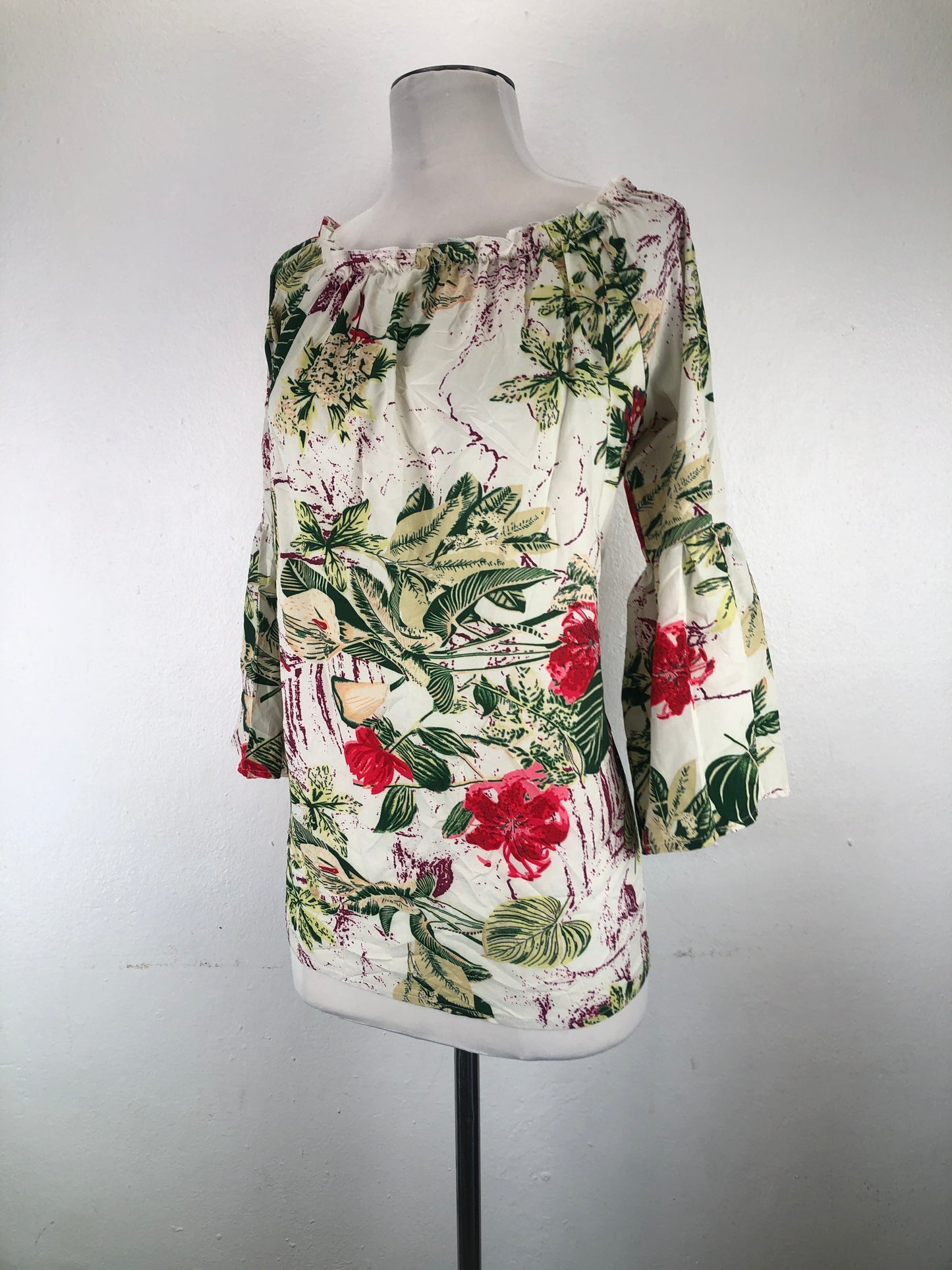 Blusa Crema Floras Style Dome
