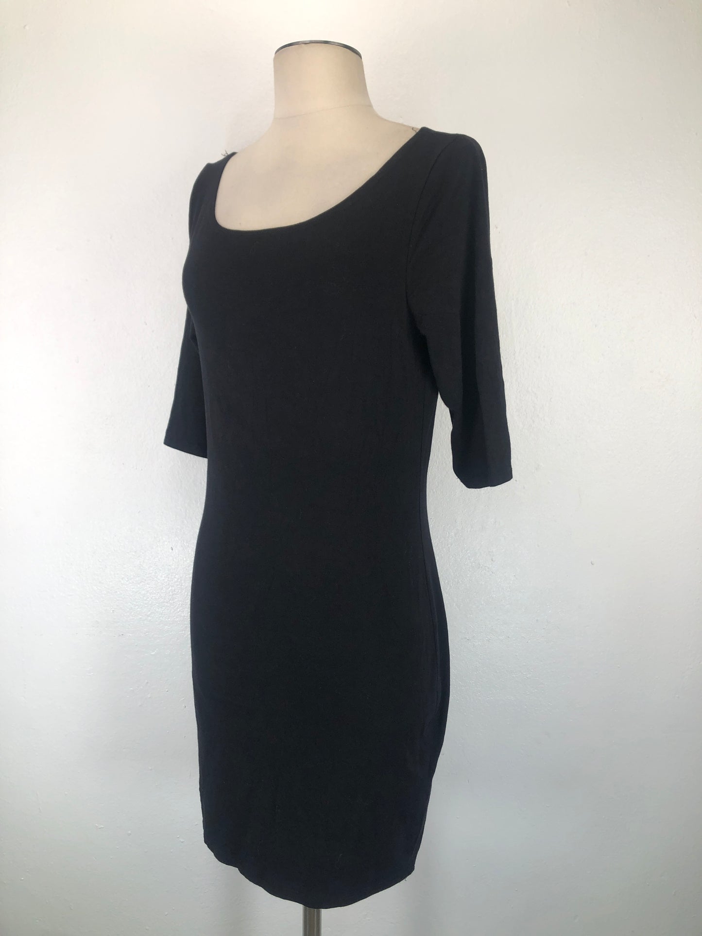 Vestido Negro FASHION NOVA