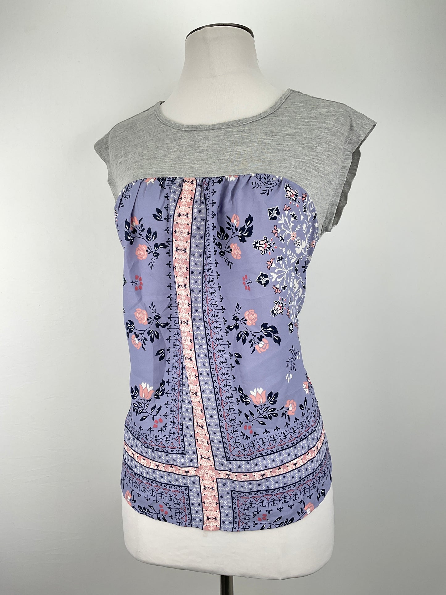 Blusa Morado Floral Xhilaration