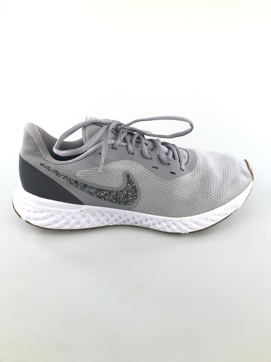 Tenis Gris Deportivo Nike