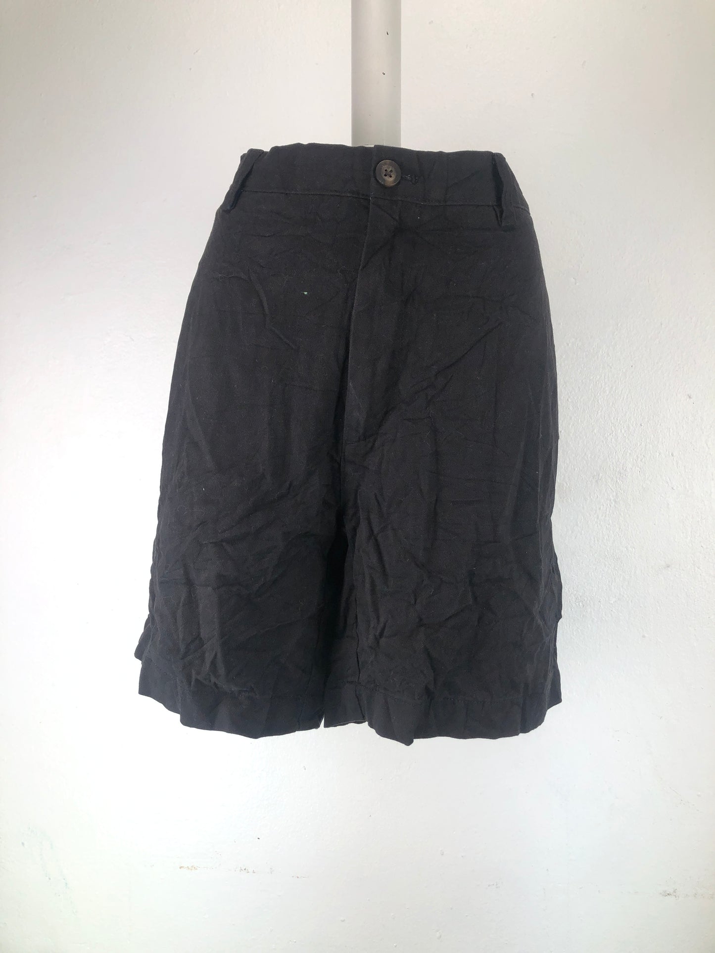 Short Negro Amazon Essentials