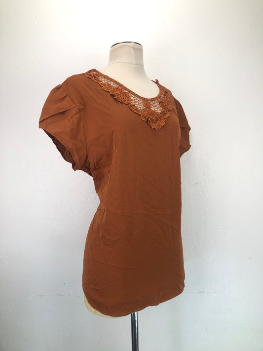 Blusa Marron Variangis