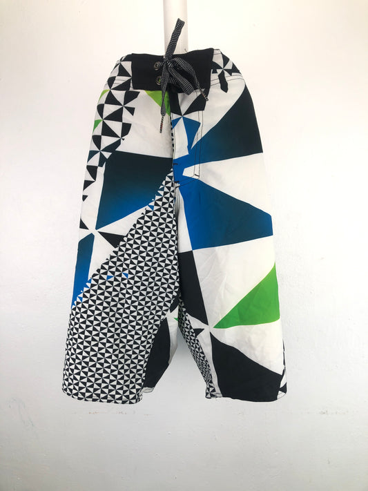 Short Multicolor Hawk