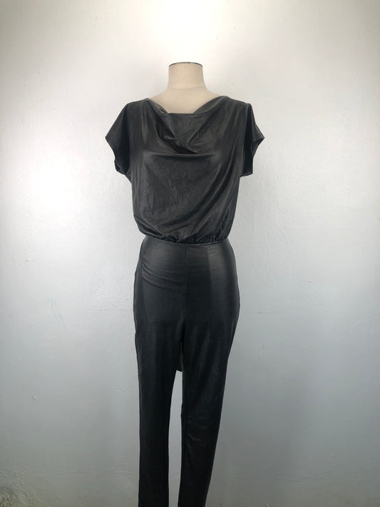 Enterizo leder Negro Fashion Nova