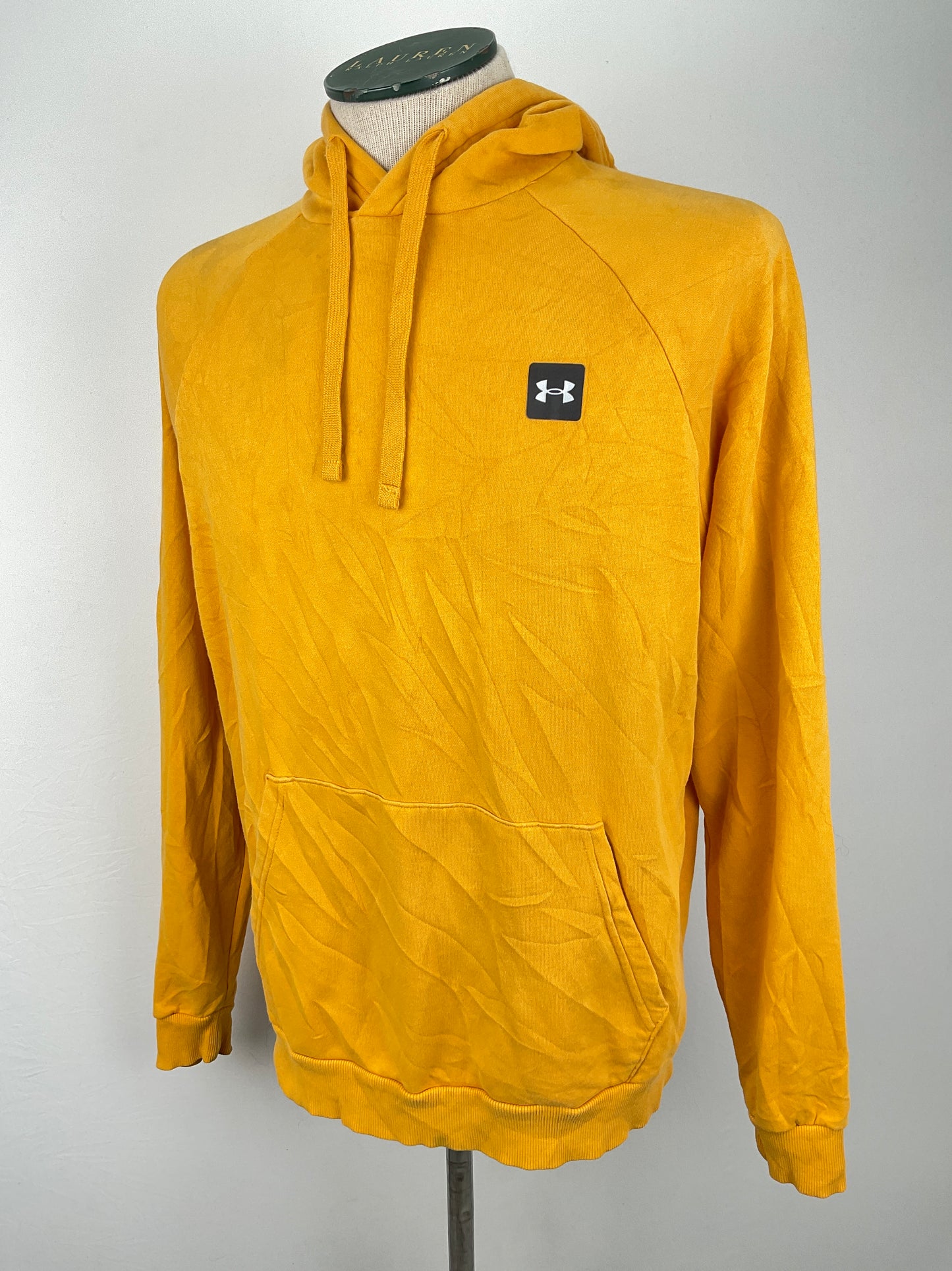 Abrigo Amarillo Under Armour