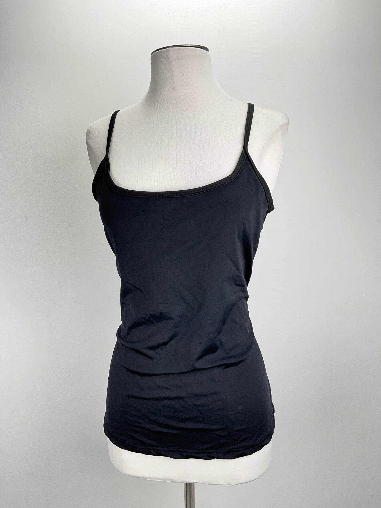 Blusa Negro Tag Above