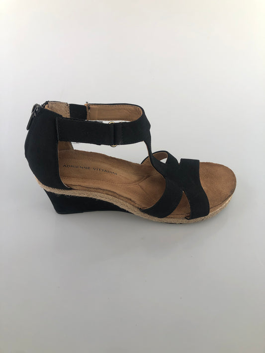 Zapatilla Negro de Plataforma Adrienne Vittadini