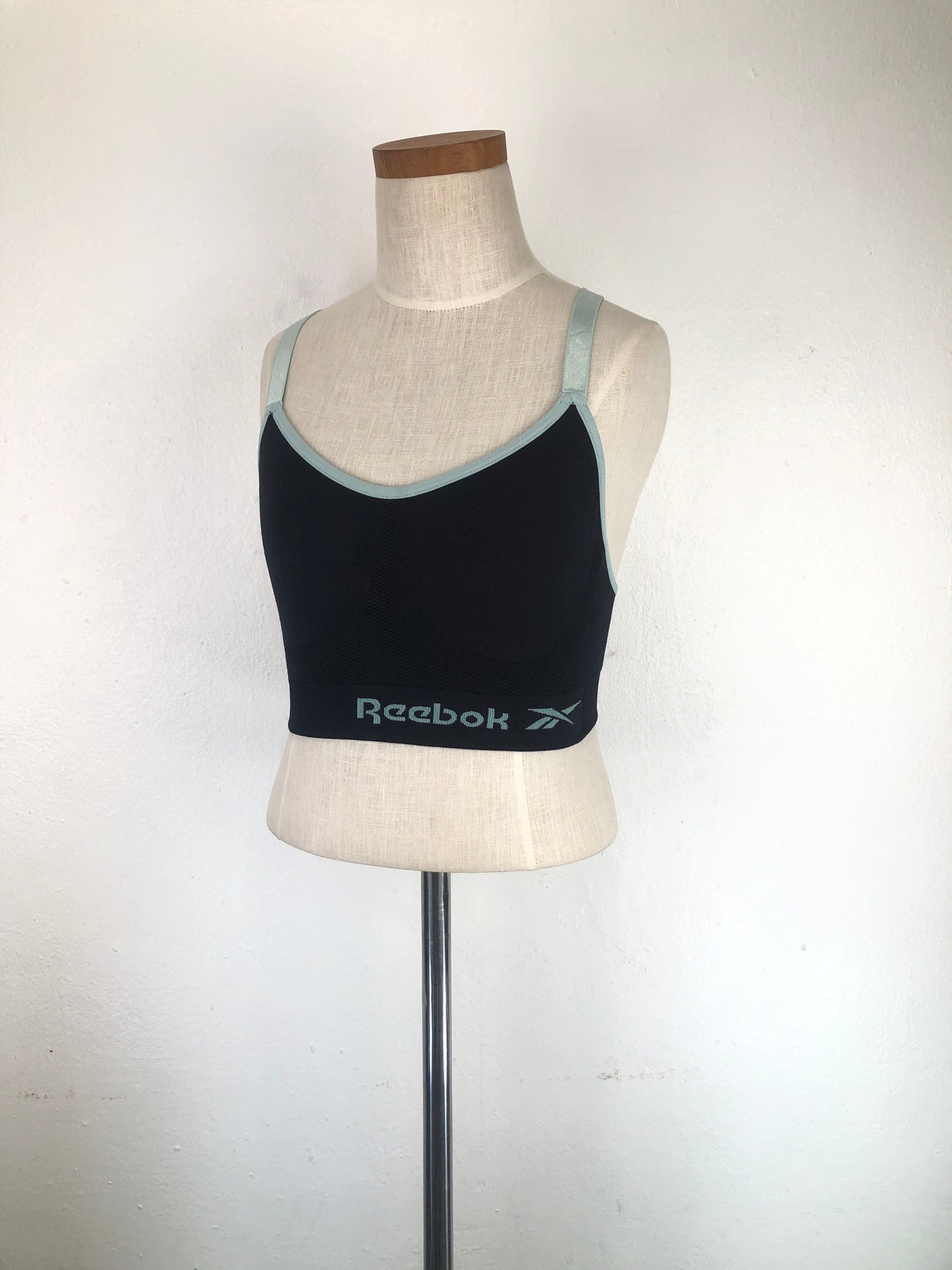 Blusita Negro Deportivo Reebok