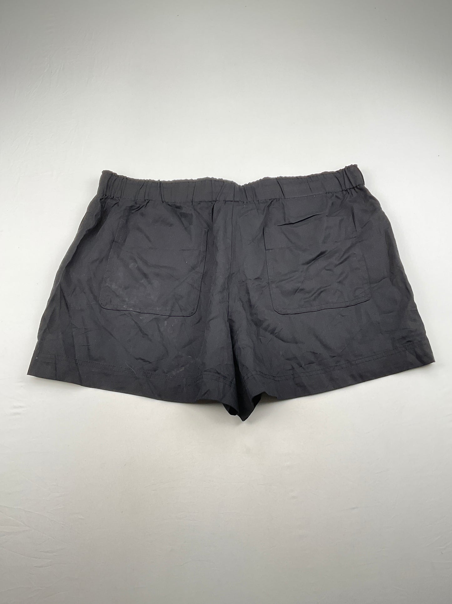 Short Negro Hilary Radley